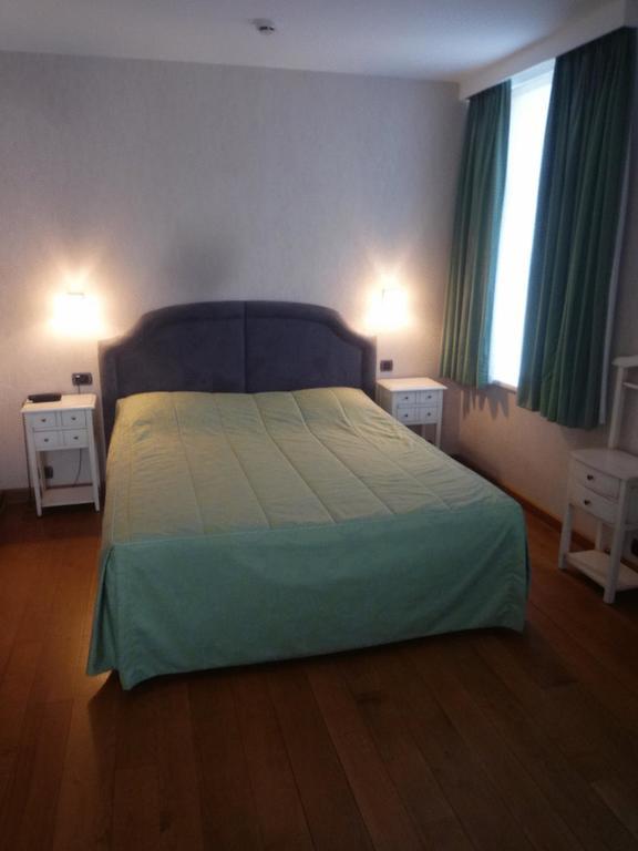 Le Chateau De Rendeux מראה חיצוני תמונה